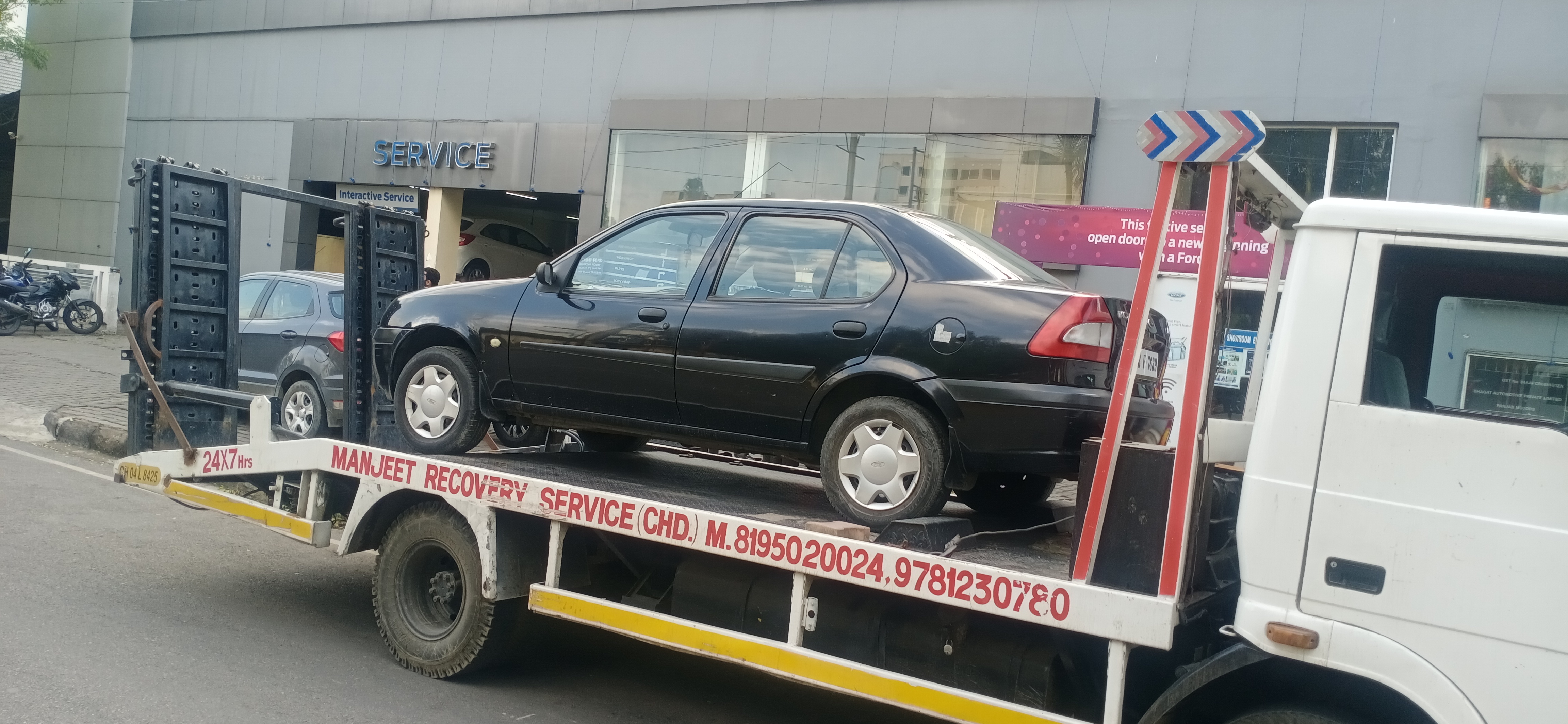 Car Towing Service In Solan  | Manjeet Towing Services | Best Car Towing Service In Solan, 7 Top Car Towing Service In Solan, 24 Hour Car Towing Service In Solan, Car Towing Service near me, Car Tochan Service In Solan  - GL96803